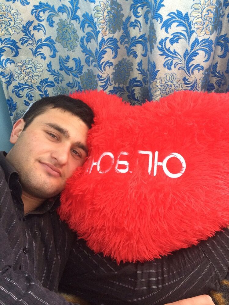  ,   Adam, 34 ,   ,   , c 