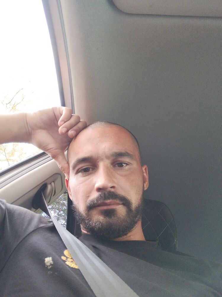  44868759  , 31 ,    