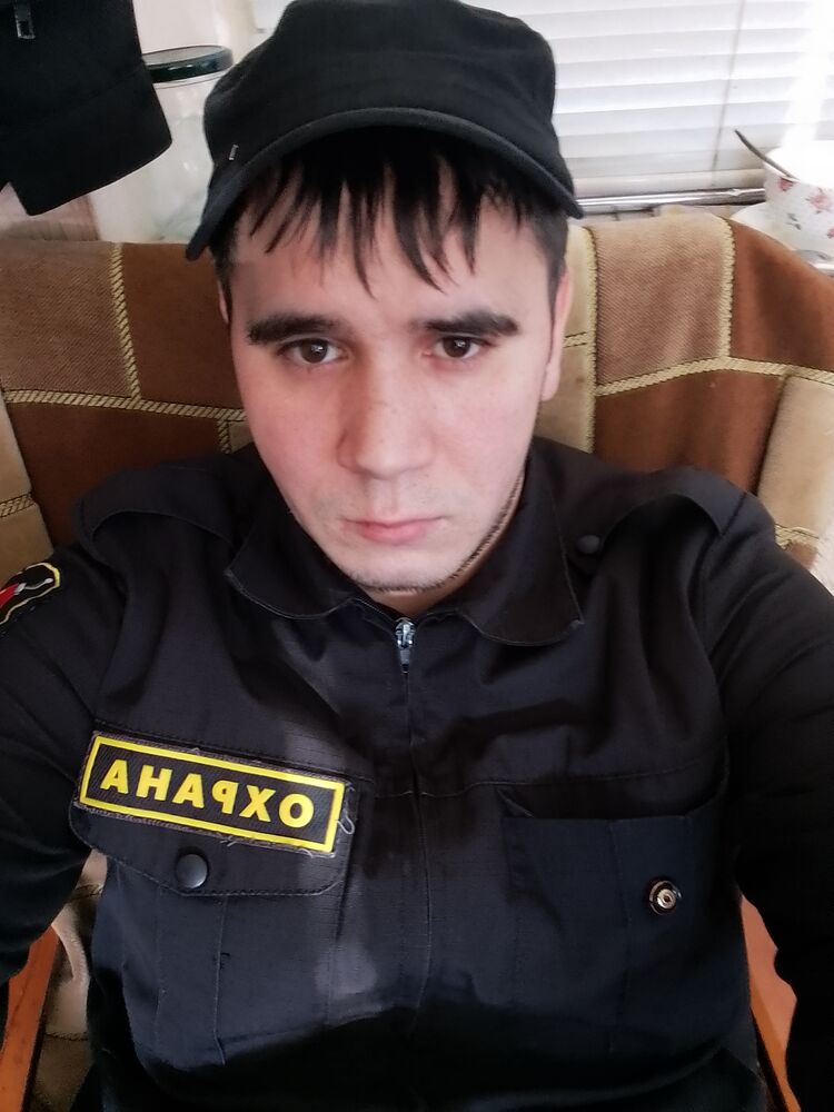  34322689  , 37 ,    