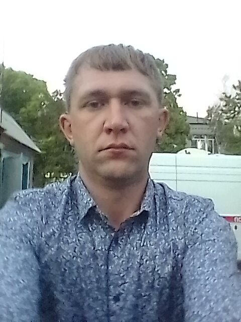  44371289  , 30 ,    