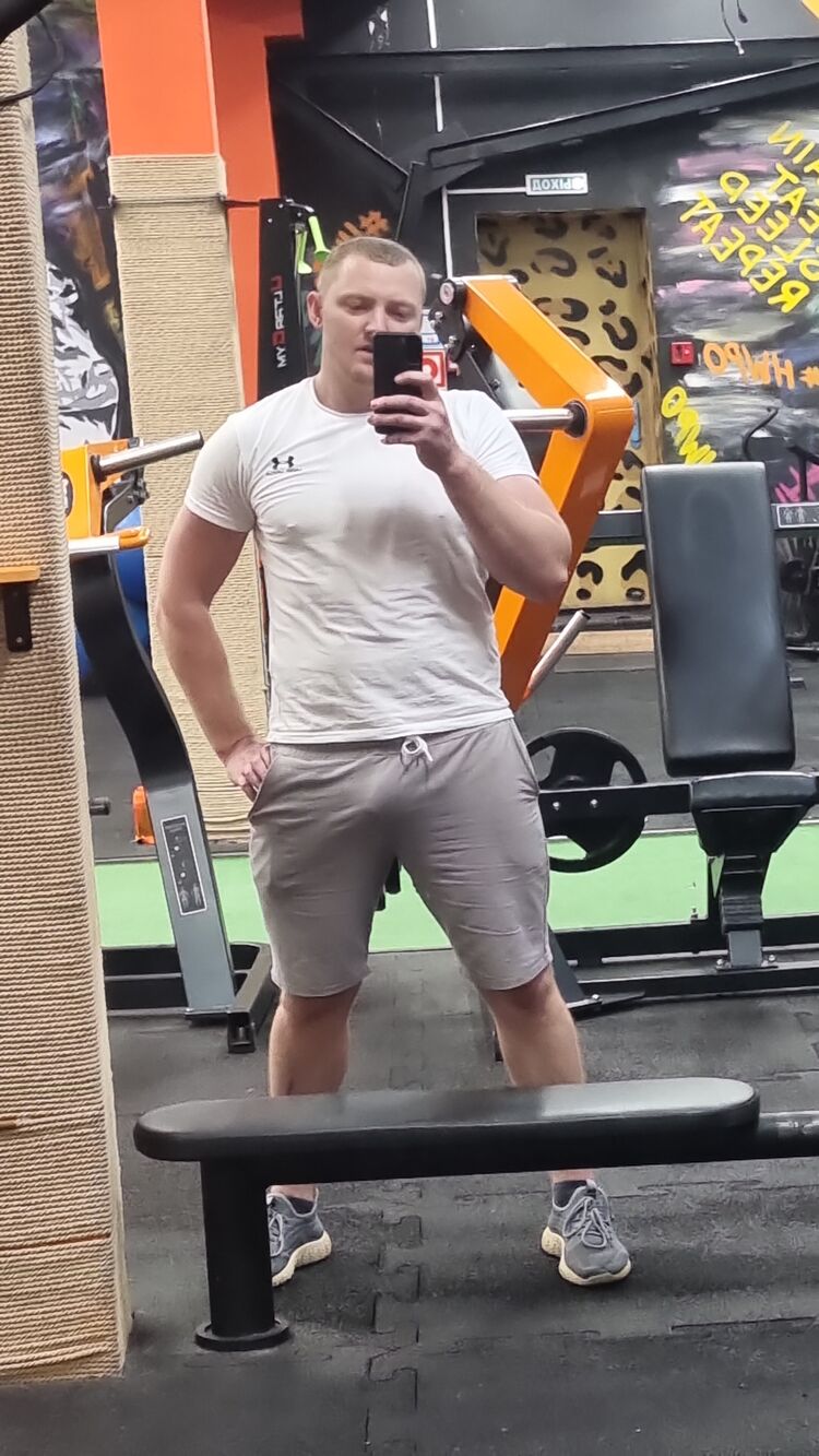  46010689  , 34 ,    