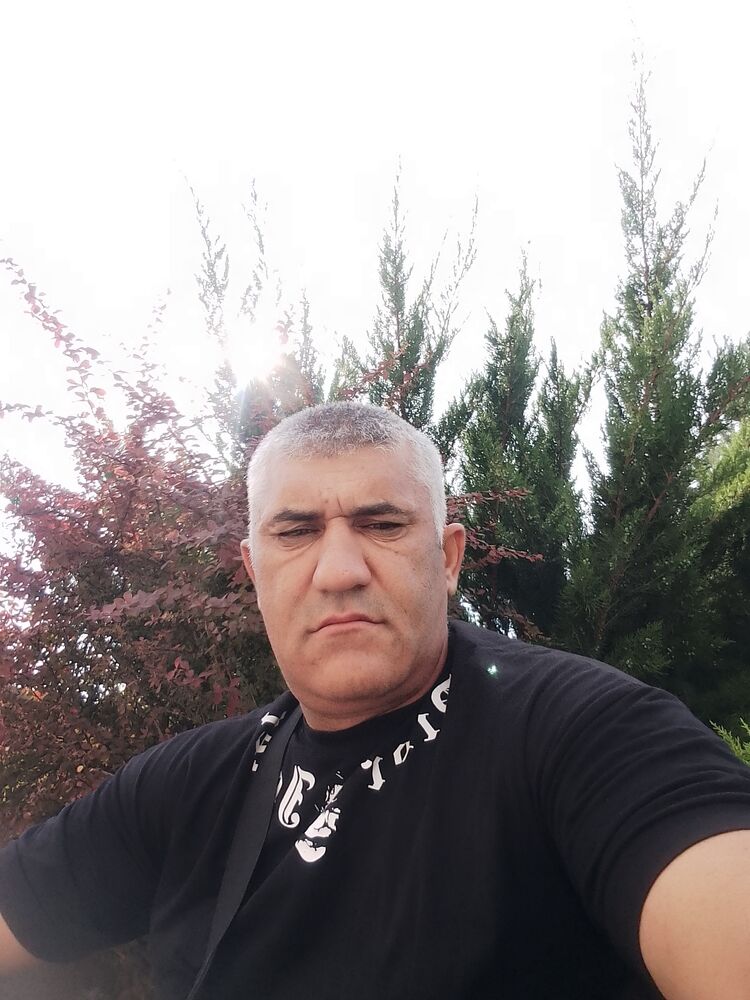  53900699  Alik, 46 ,    