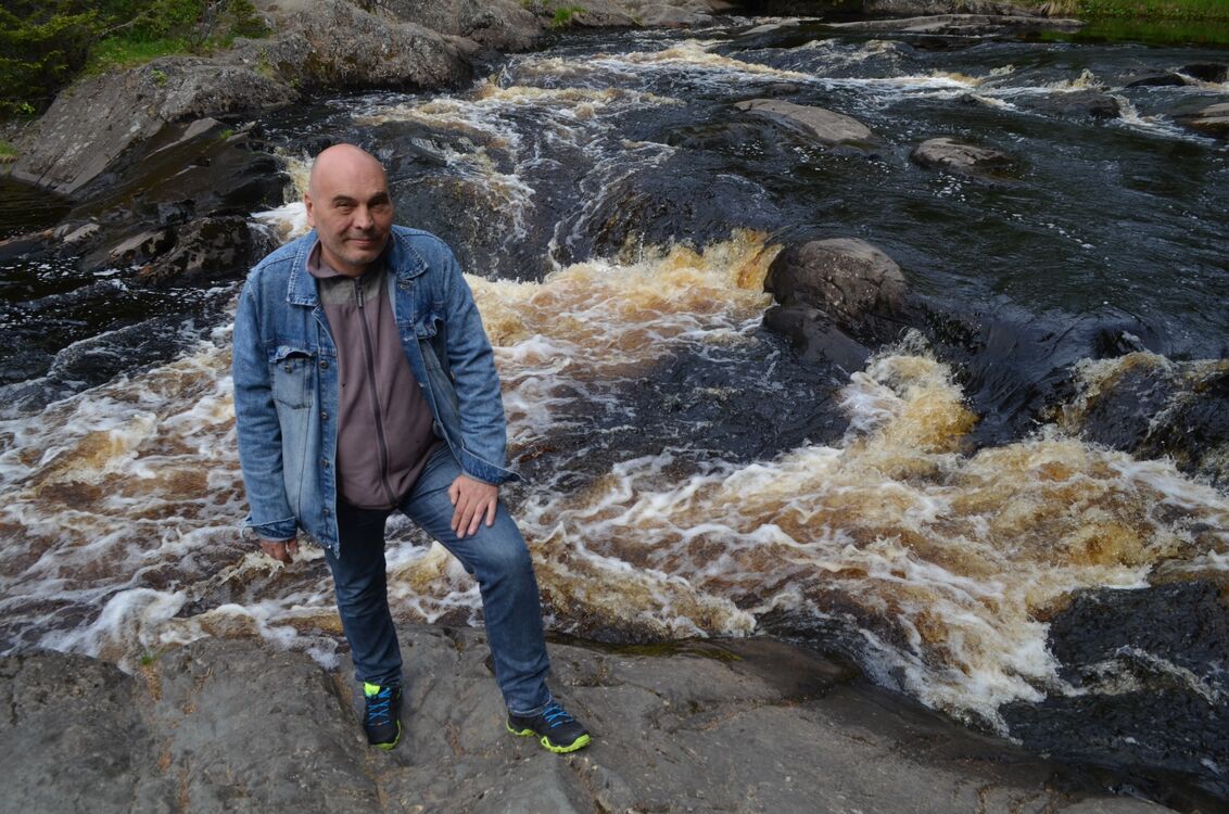  54546549  Andrey, 52 ,    -