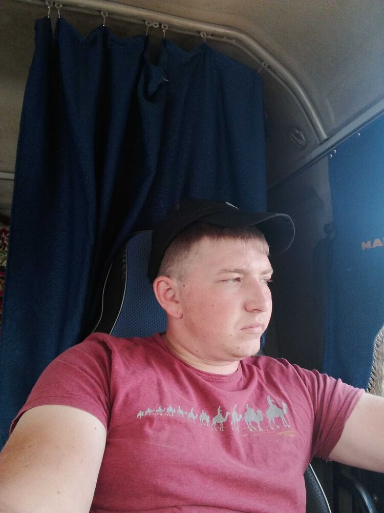  21172979  , 34 ,    
