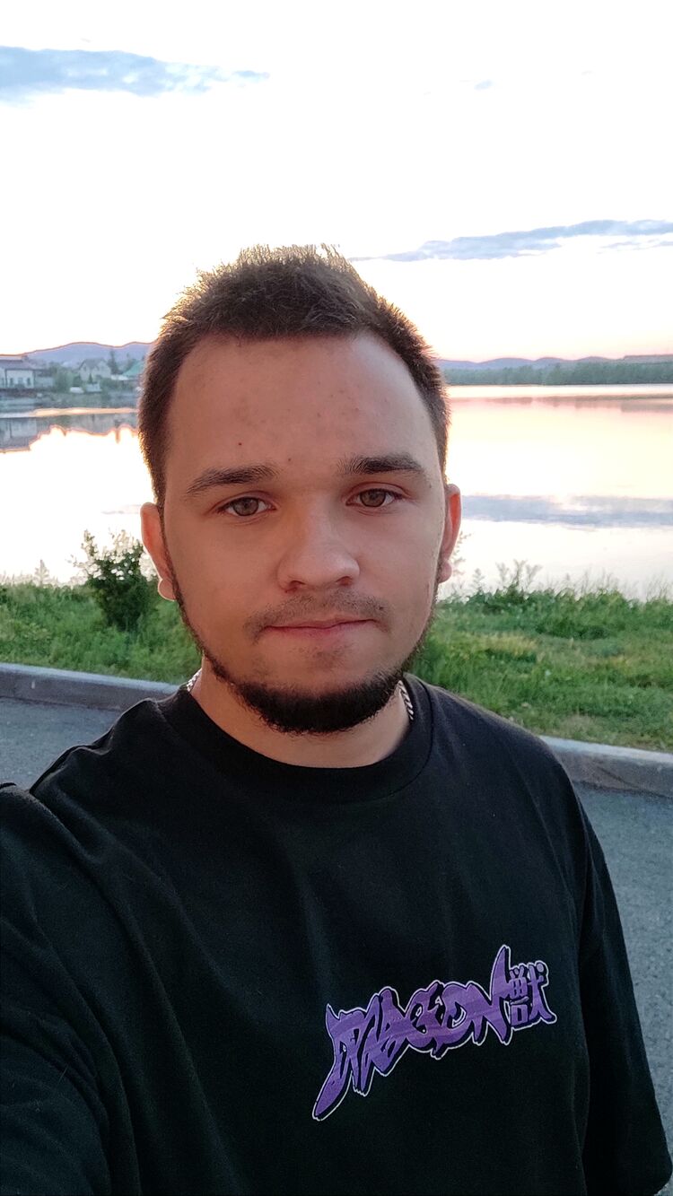  35343549  , 26 ,    