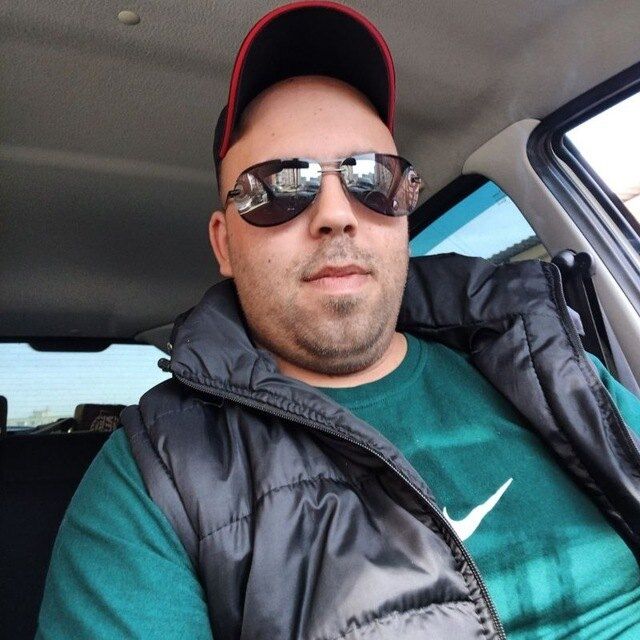  53439149  Vitalik, 31 ,    