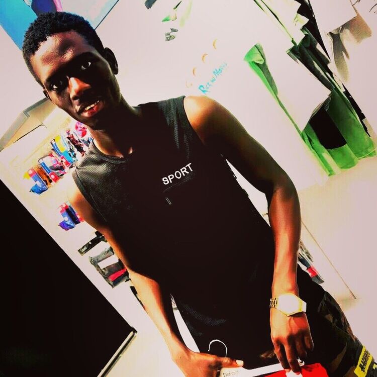  27715359  Ousman, 29 ,    