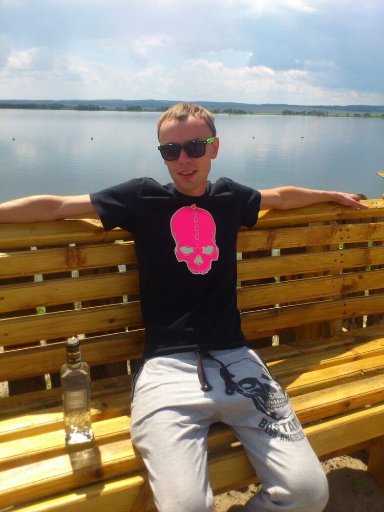  ,   Sergei, 39 ,   