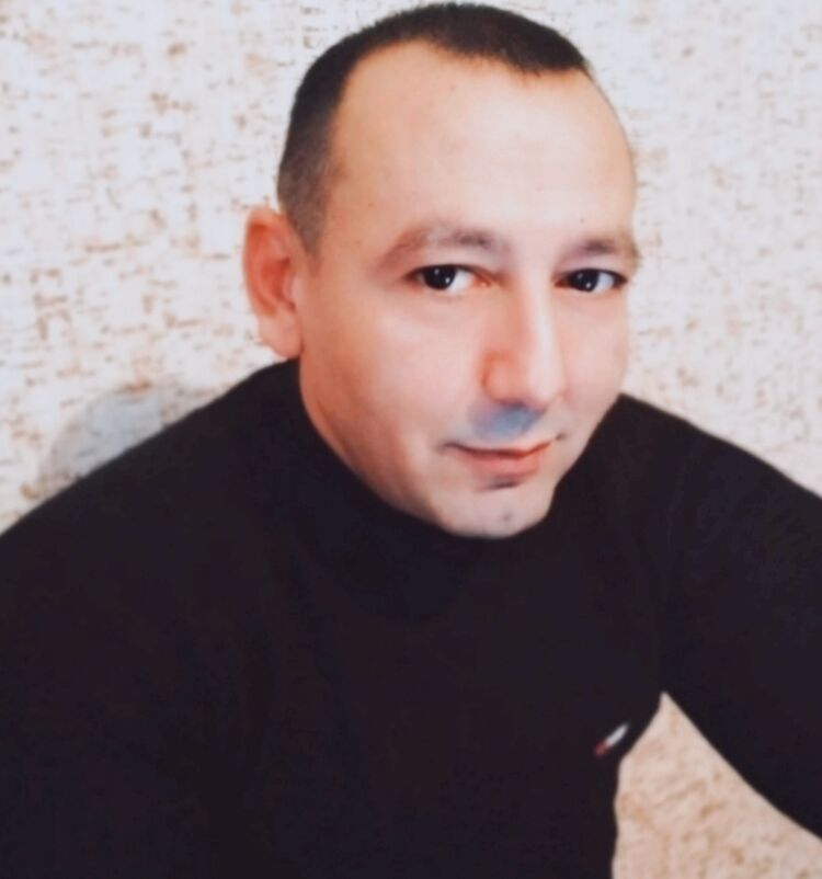  52757299  , 44 ,    -