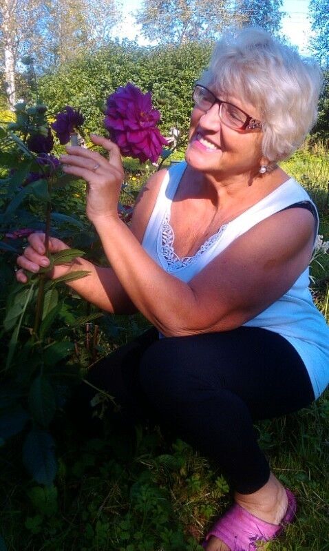  11415179  Olga, 76 ,    -
