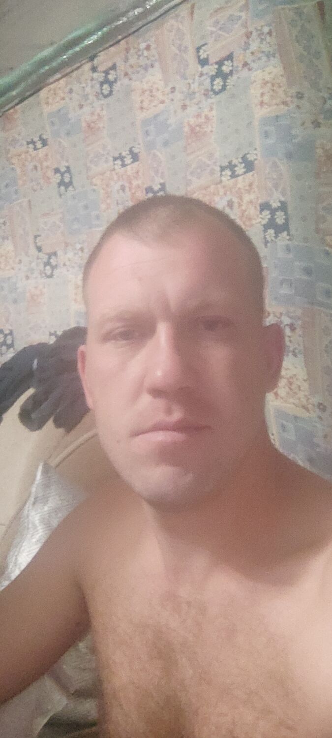  46481569  , 33 ,    