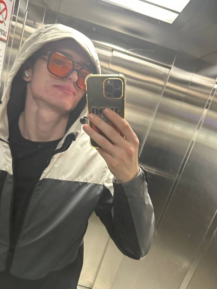  54558279  , 23 ,    -