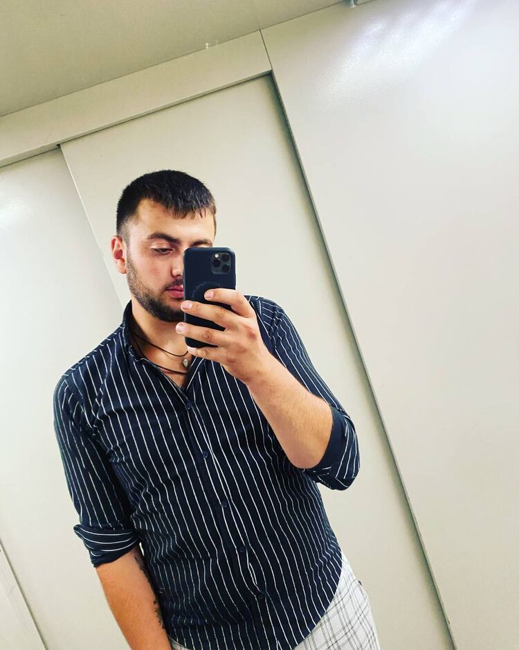  44412589  , 25 ,    