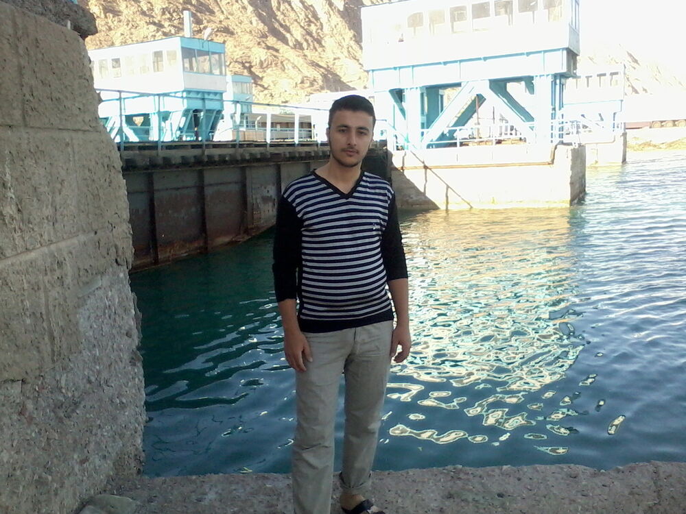  ,   Elvin, 33 ,   