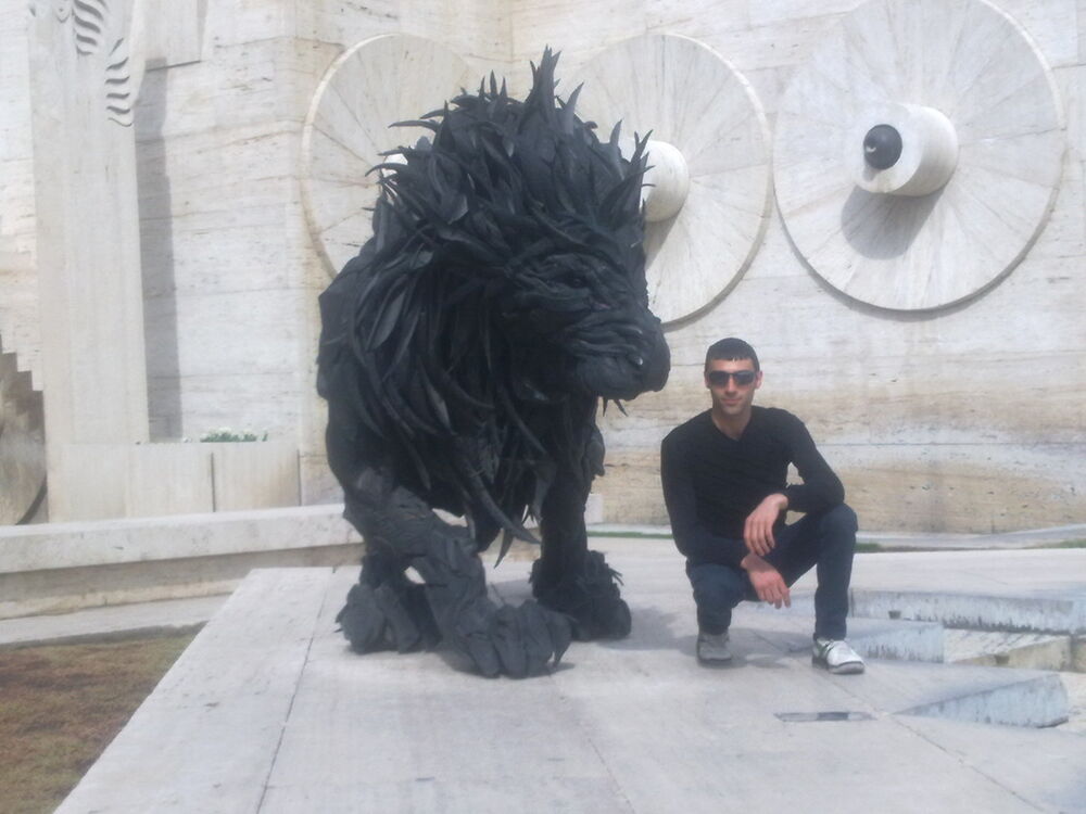  ,   Arman, 35 ,   