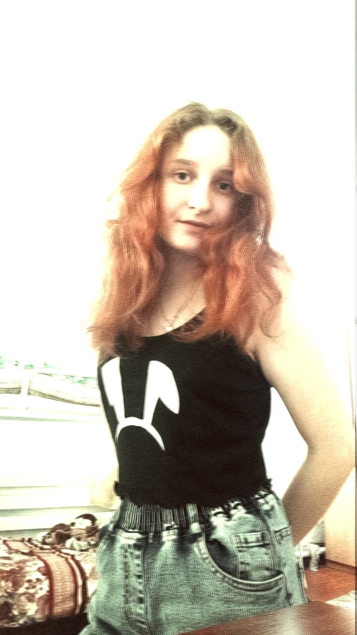  49143829  Inna, 19 ,    