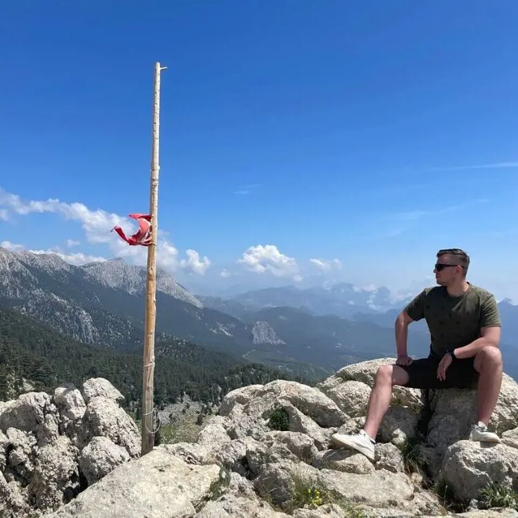 ���� 28057069 ������� ���������, 32 ����, ���� ���������� � ������