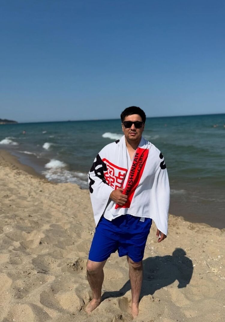  54111379  Timur, 37 ,    