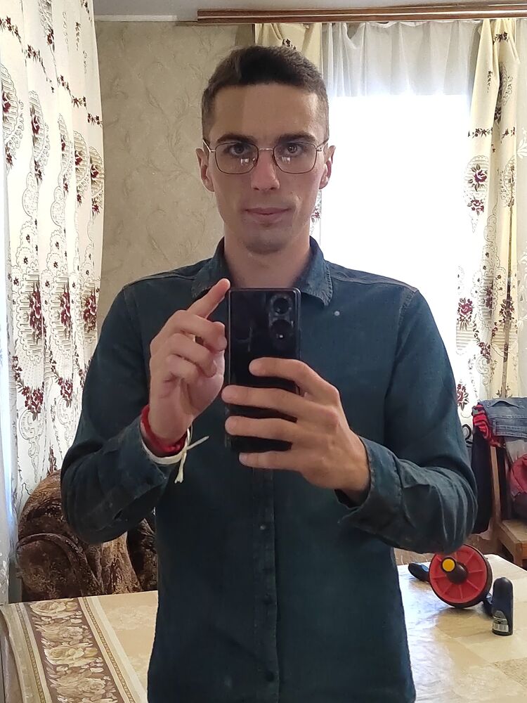  ,   Alex, 31 ,   ,   