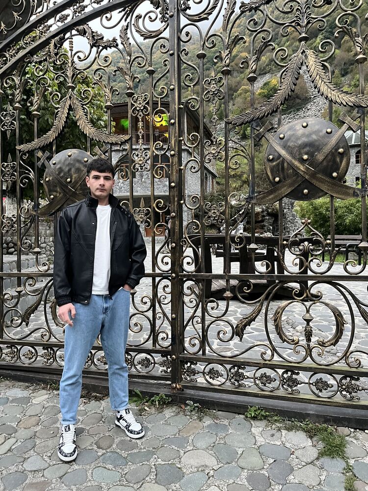 ���������� ������, ���� ����� Emil, 22 ����, ������������ ��� ������, ����� � ���������