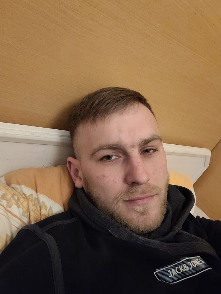  Emden,   Pavel, 32 ,   ,   , c , 