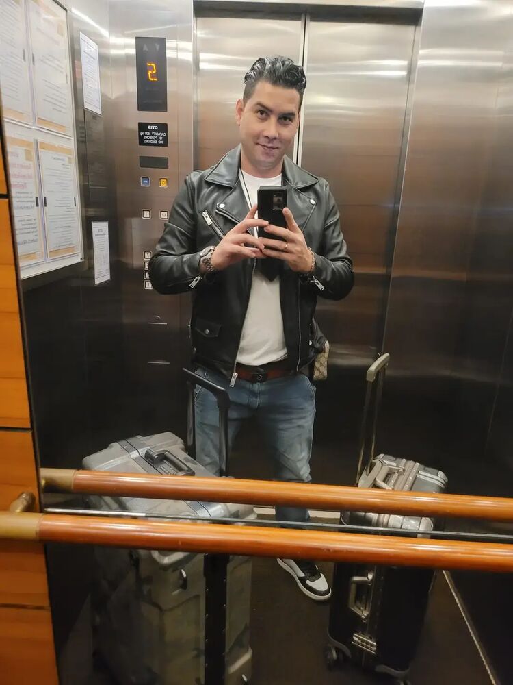  ,   Anic, 32 ,   ,   , c , 
