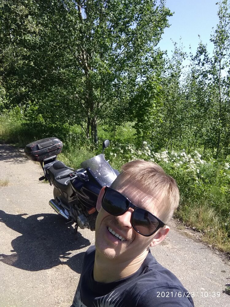  -,   Andrej, 35 ,   