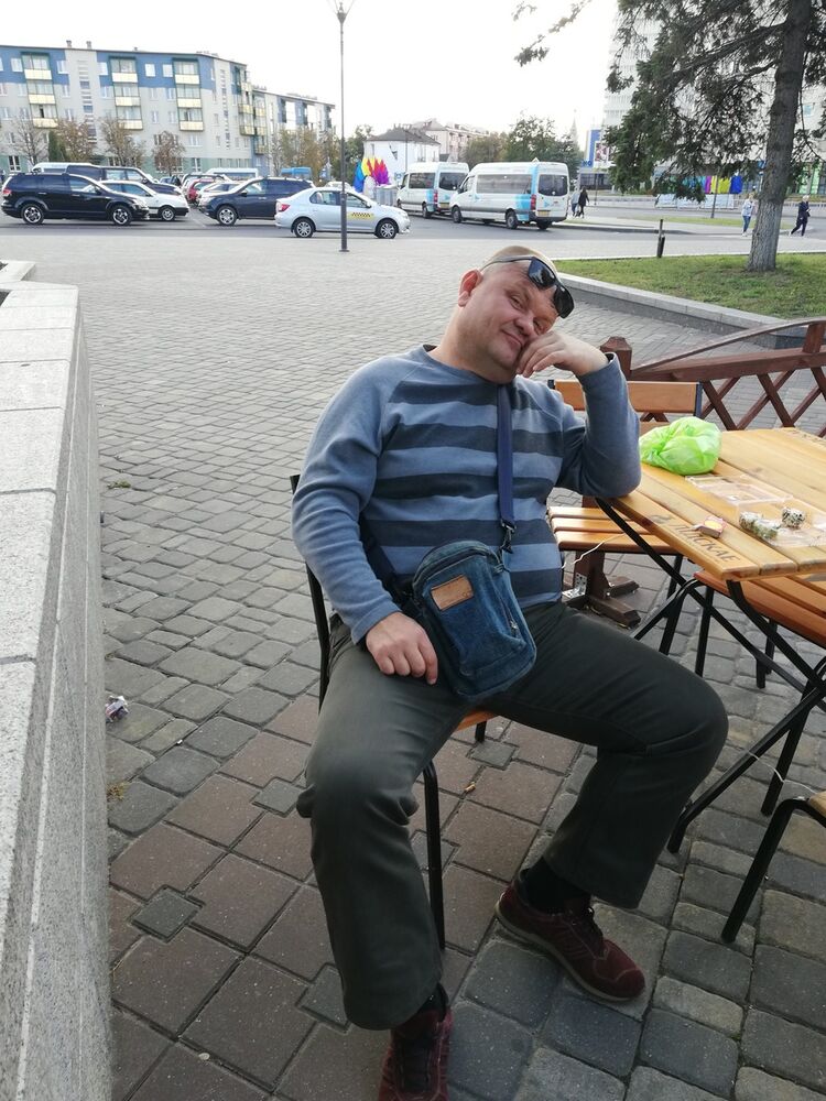  18373739  , 51 ,    