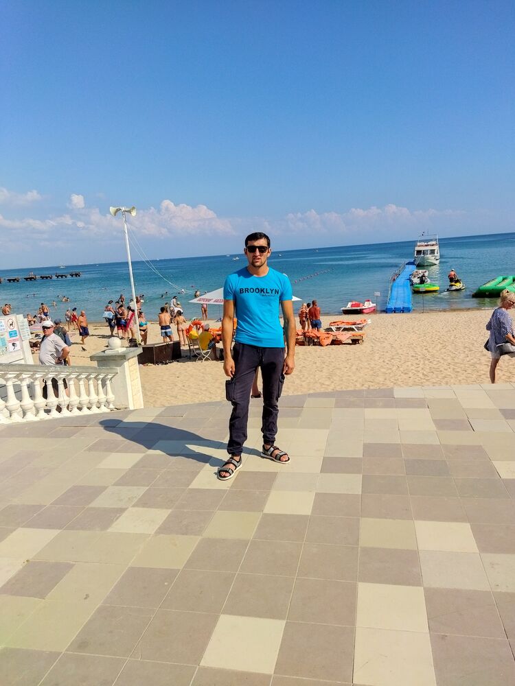  28476379  Islam, 37 ,    