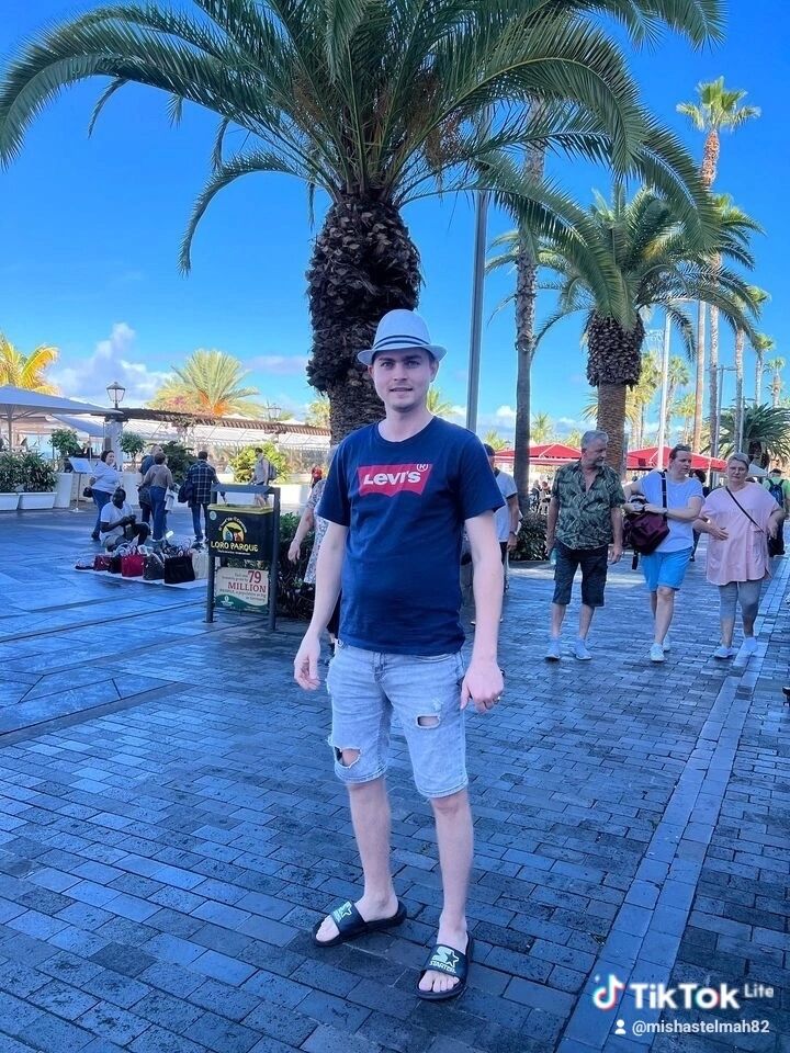  ,   Misha, 29 ,   c 