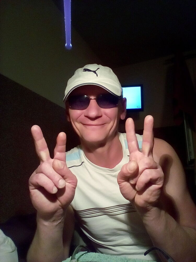  ,   Uladzimir, 49 ,   ,   , c 