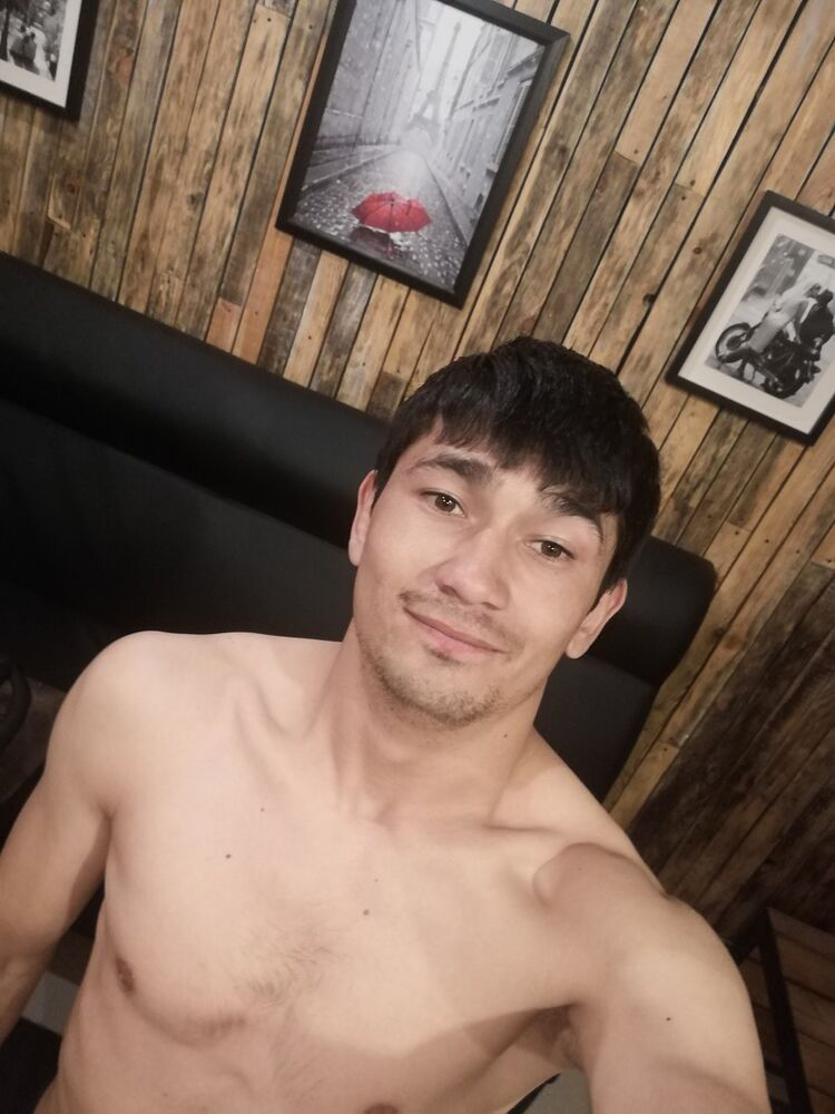  19436579  Behruz, 29 ,    
