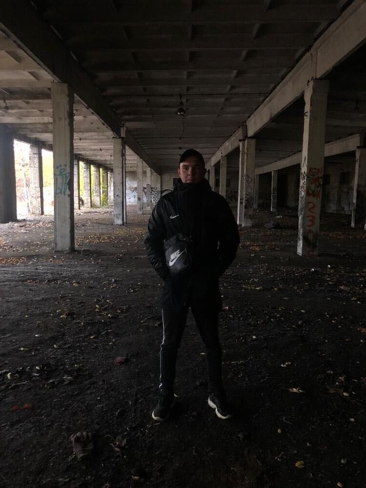  54748369  , 29 ,    -