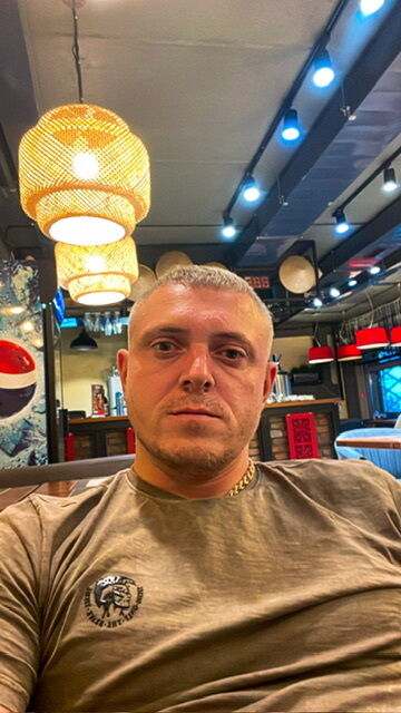  46083679  , 26 ,    