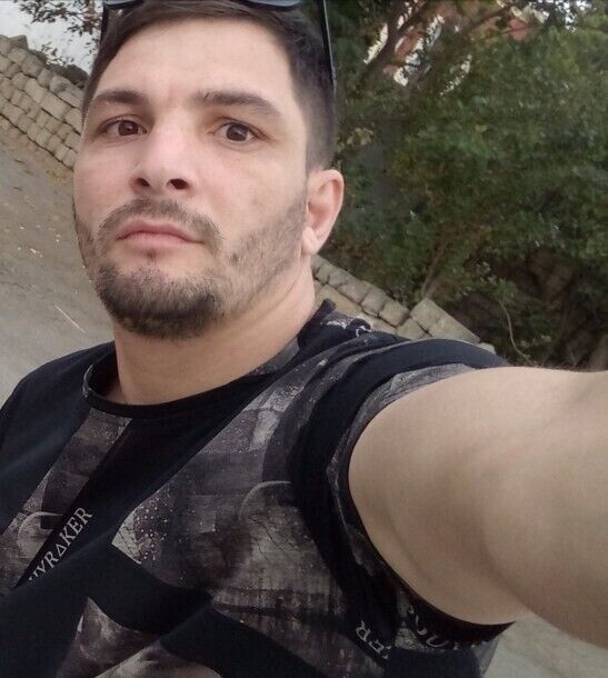  26574499  Vusal, 36 ,    