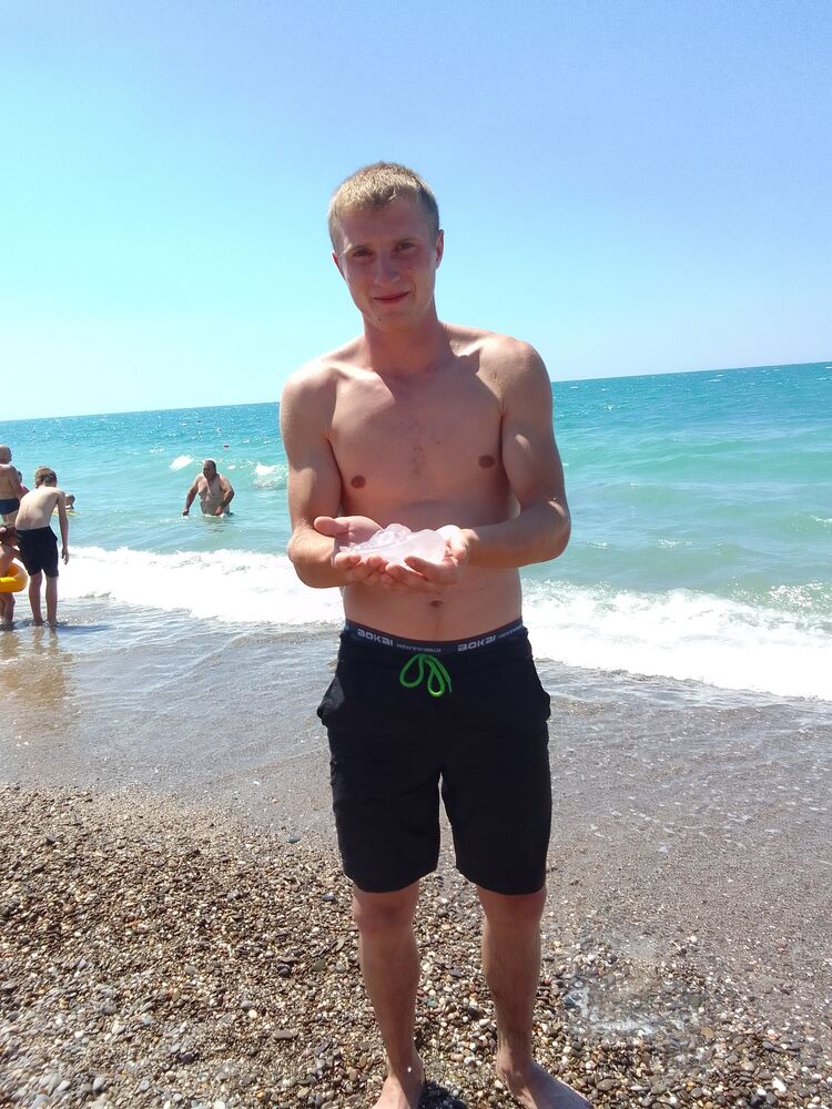  ,   Alexander, 24 ,   ,   , c 