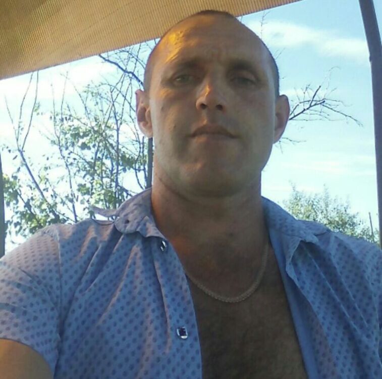  15824579  , 48 ,    