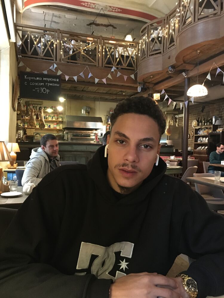  39237669  , 24 ,    -