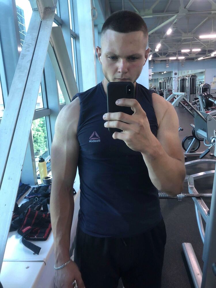 ,   Egor, 20 ,   ,   , c 