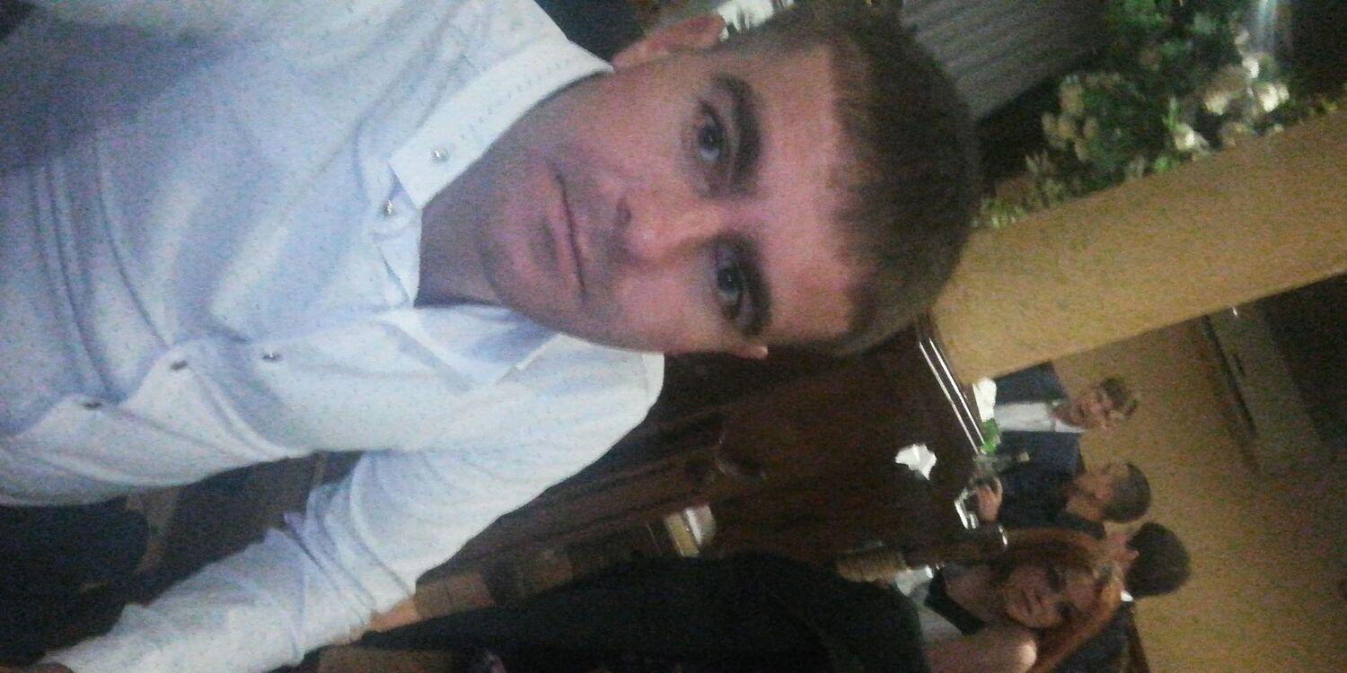  37816919  Ivan, 33 ,    