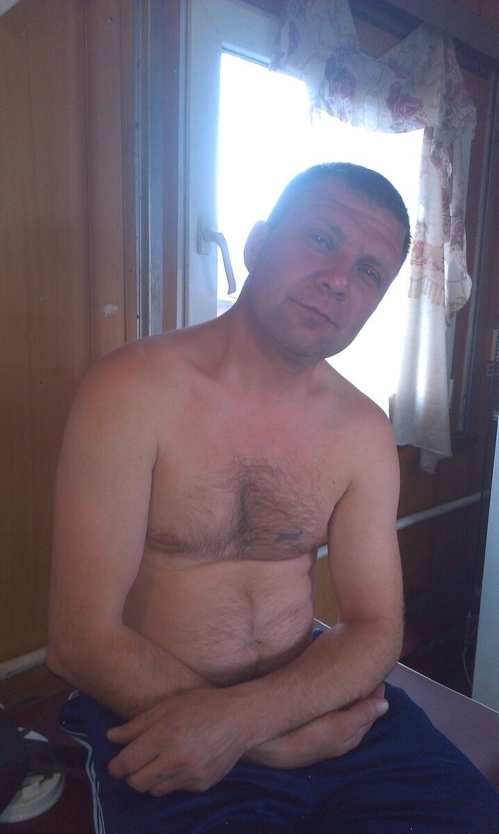 9588789  , 49 ,    