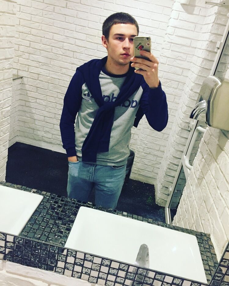  10480339  , 28 ,    
