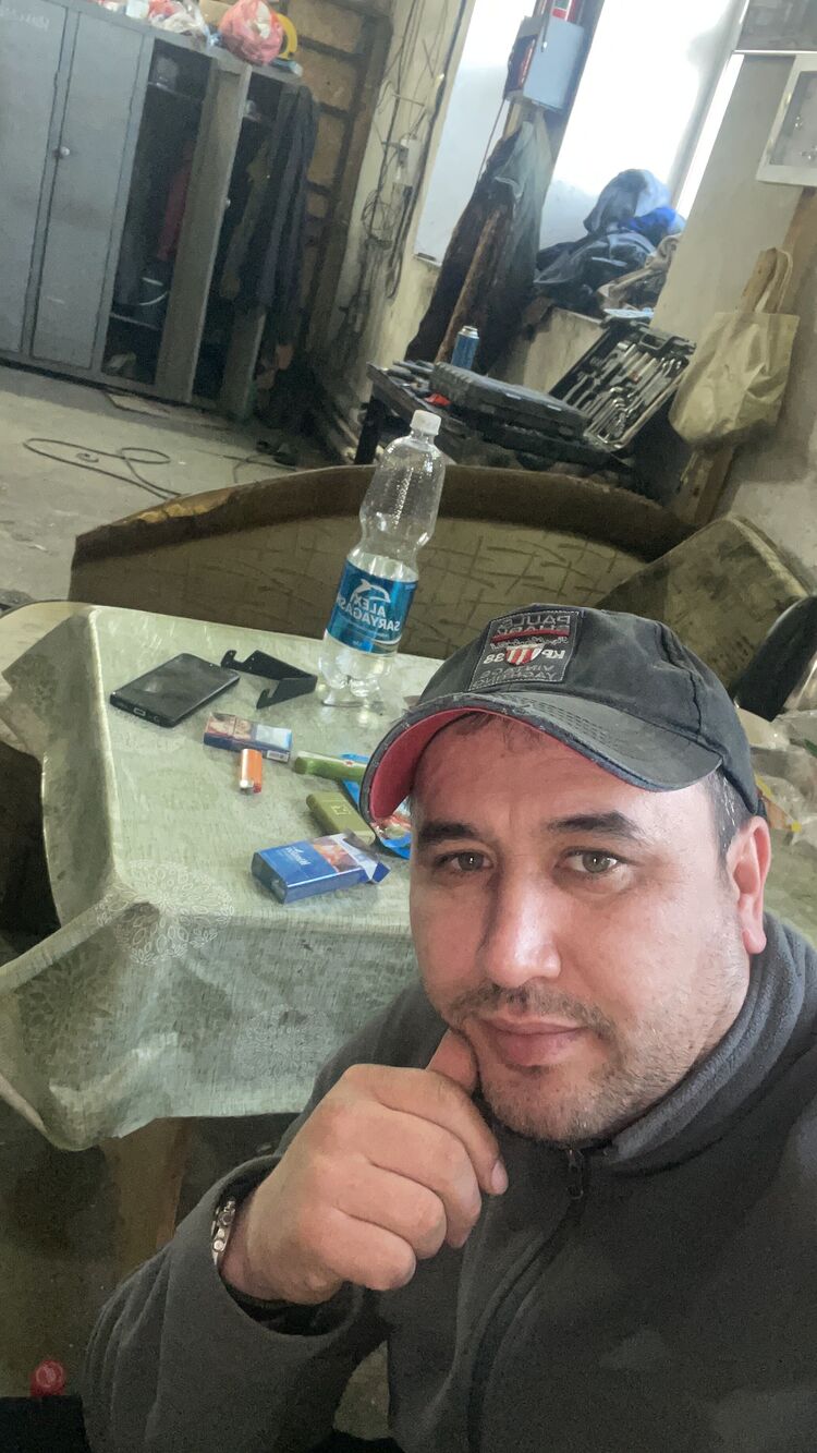 ,   , 40 ,   c 