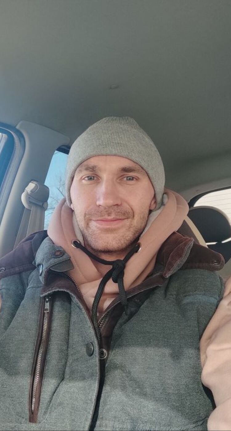  48686659  Daniil, 35 ,    