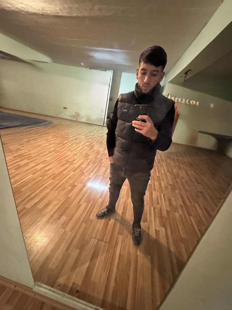 ���������� Bielany Wroclawskie, ���� ����� Karen, 21 ���, ������������ ��� ������, ����� � ���������