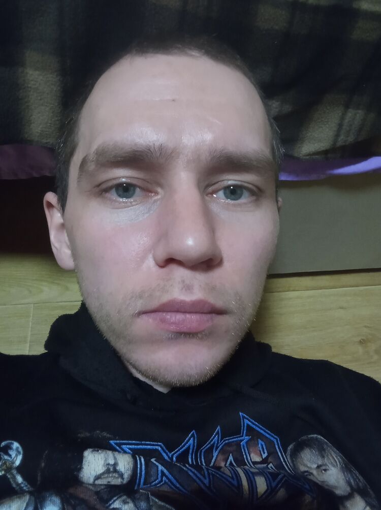  49786859  , 34 ,    