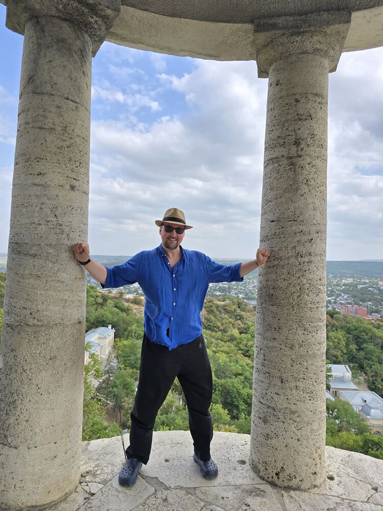  53032639  AP, 45 ,    -