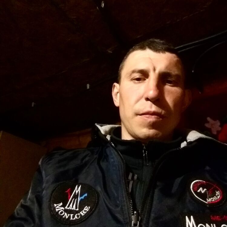  ,   Aleksei, 39 ,   ,   