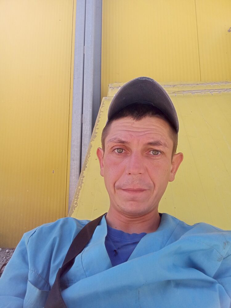  52968469  , 35 ,    