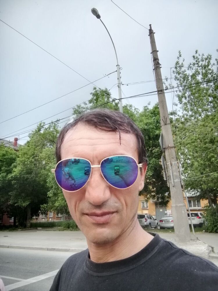  44076019  , 49 ,    